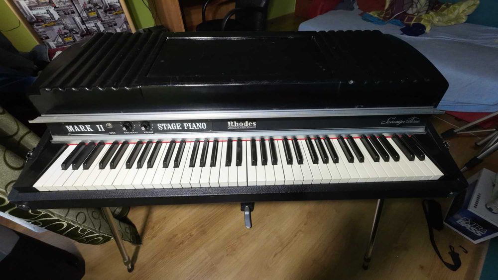 Fender Rhodes Stage Piano MK II [Seventy Three]