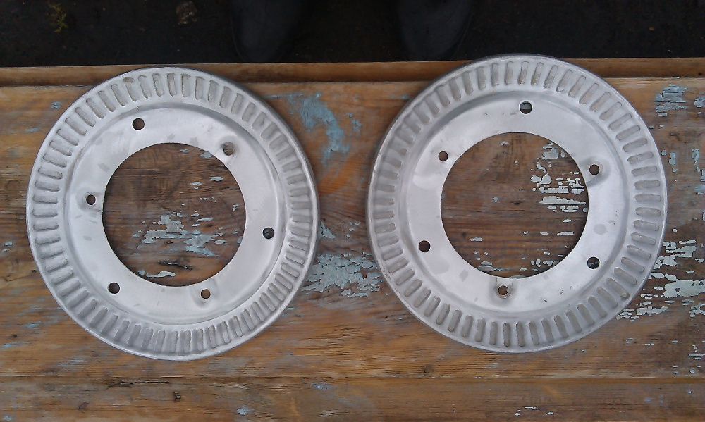 Облицовка задних фонарей ЗАЗ 966 , 968 есть и др.запч