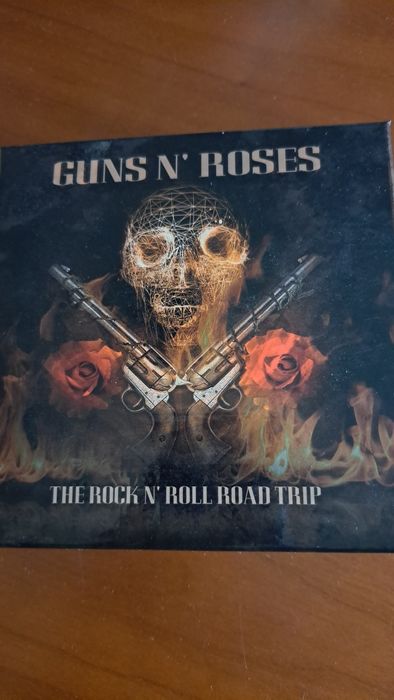 CD Guns N' Roses