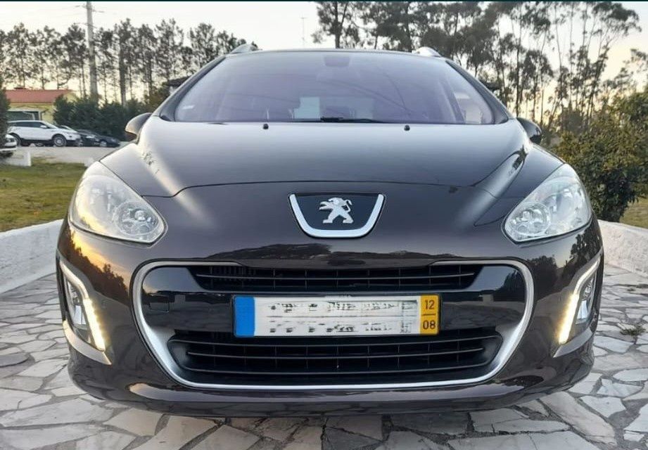 Vendo ou Troco Peugeot 308 SW Allure 7Lugares Nacional