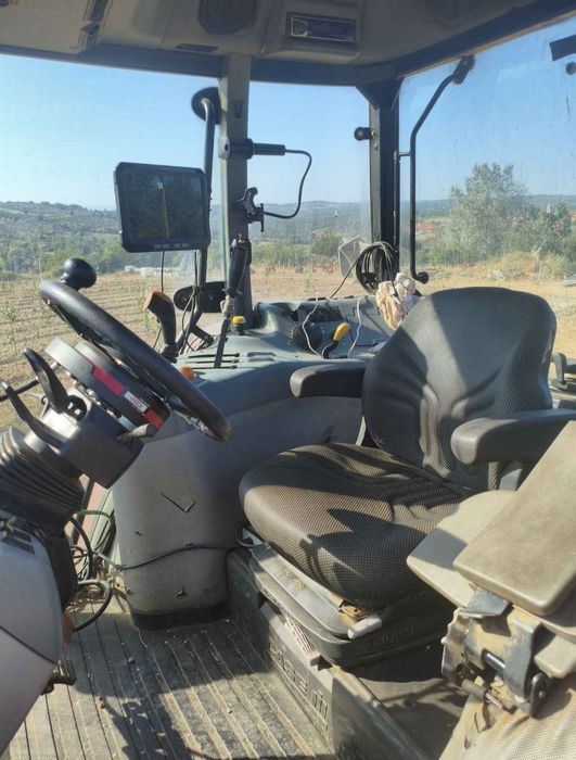 Tractor case mx120