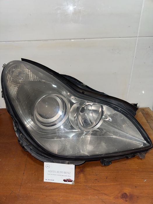 Otica direita xenon mercedes cls w219