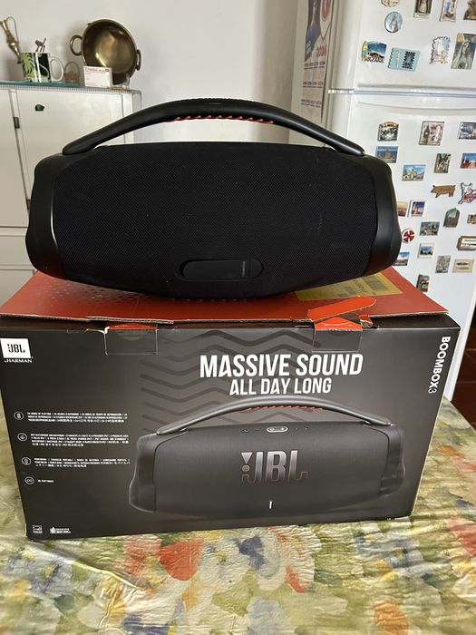 Cluna JBL bombox 3 nova