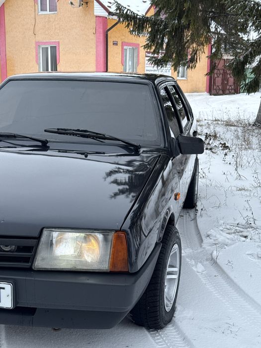 Продам ваз-21099