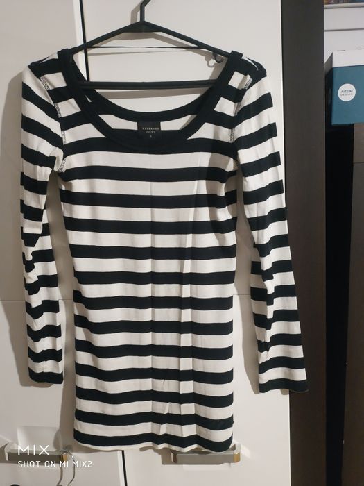 Piękna bluzeczka damska S. Reserved.