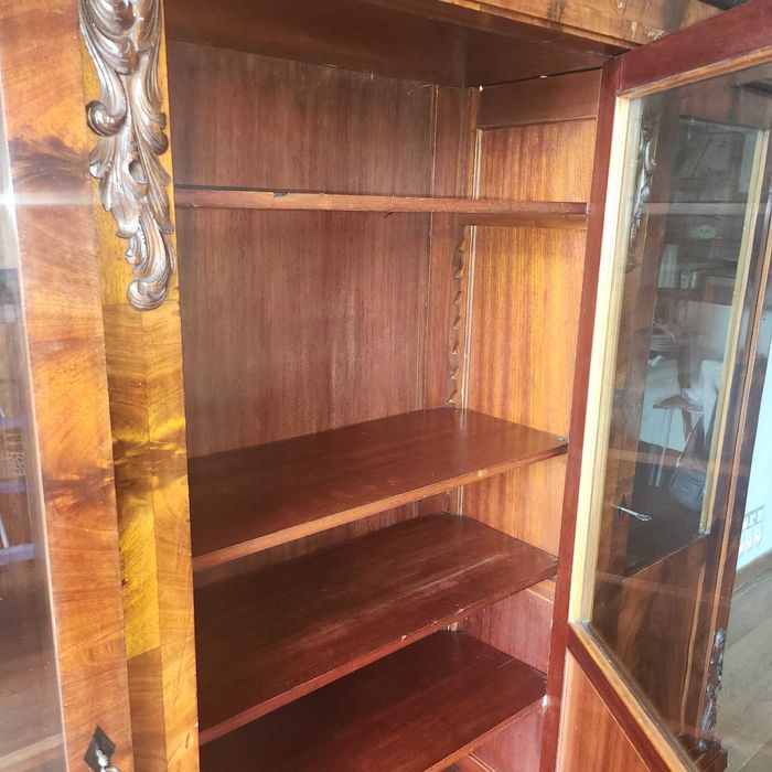 Sprzedam antyczną bibliotekę z litego drewna