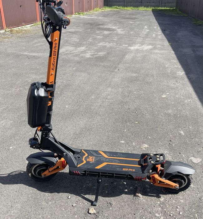 Hulajnoga elektryczna KUKIRIN G3 PRO + kask Leatt Gravity + ochraniacze + dwie ładowarki + szersza kierownica