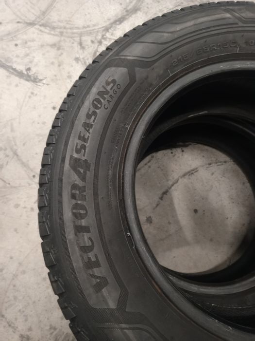215 65 R15C GOODYEAR Vector 4 Seasons Cargo, цешка, Всесезонні шини