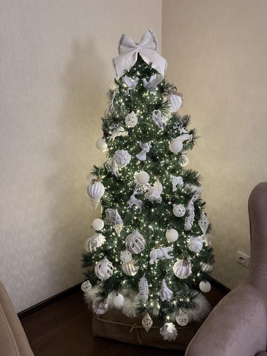 Продам ялинку (сосну) штучну