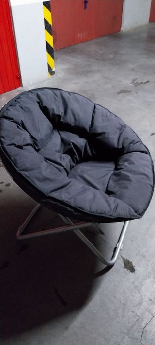 Cadeira jardim ou varanda.