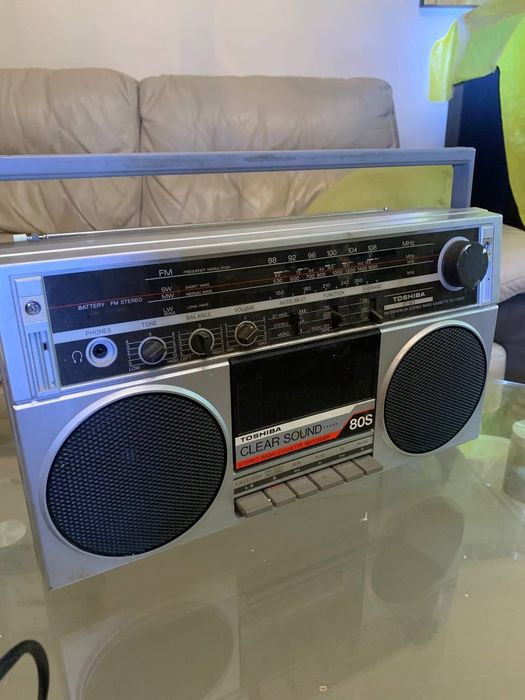 Радіоприймач TOSHIBA вінтаж 70-80 років
