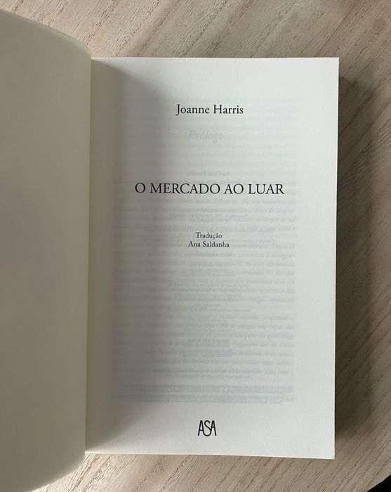 Livro “O Mercado ao Luar”, Joanne Harris