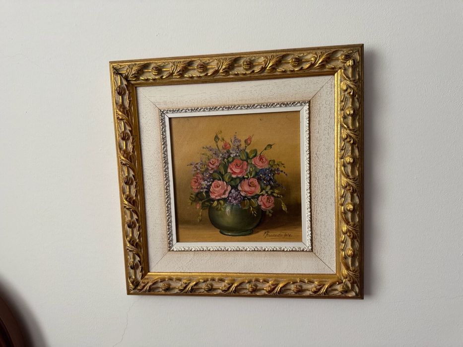 Conjunto de 3 Quadros Clássicos com Moldura Dourada – Excelente Estado