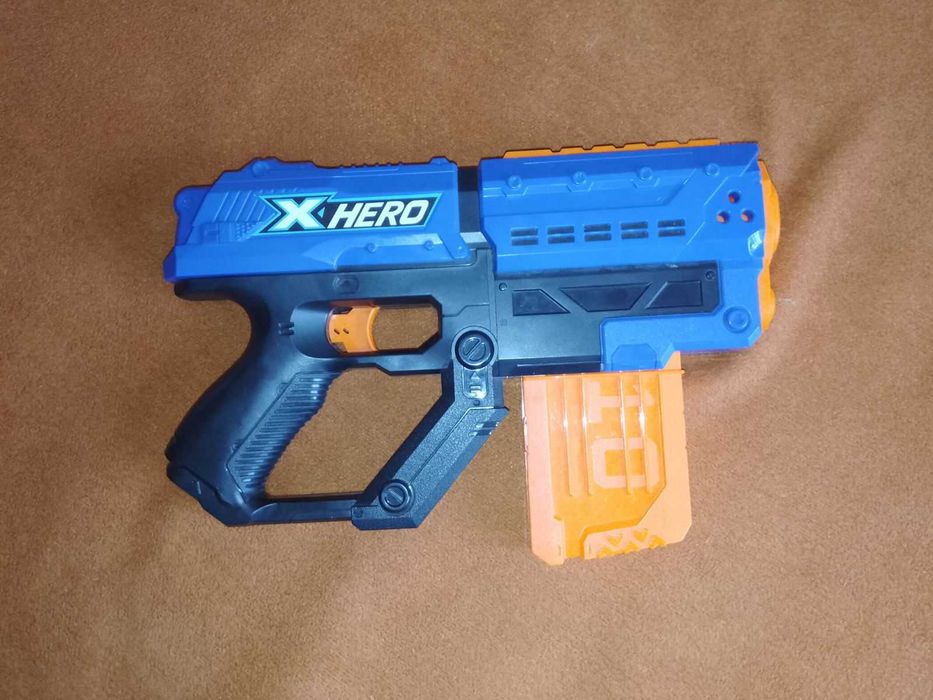 Нерф бластер XHERO магазин на 9 поролонових куль