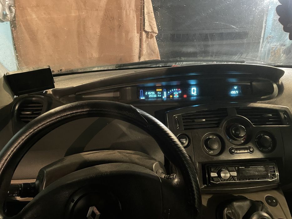 Розборка Renault Scenic 2  2006 1.5 тді