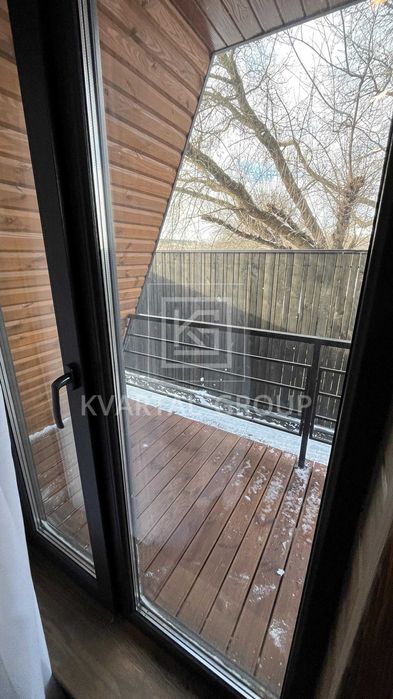 A-Frame у Бучі 116 м² з дизайнерським ремонтом і терасами