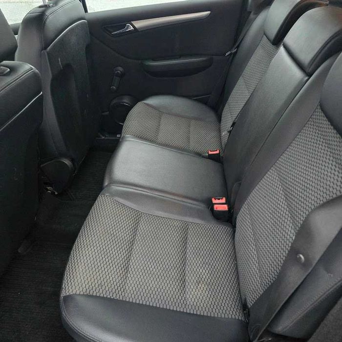 Mercedes W245 B-klasa C180