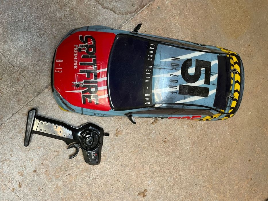 Carro telecomandado430136149295779843