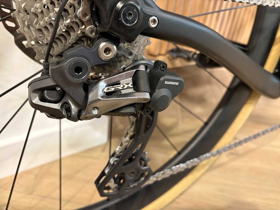 Rondo Ruut CF rozm. 54/M custom GRAVEL di2 rotor rene herse vinci grv