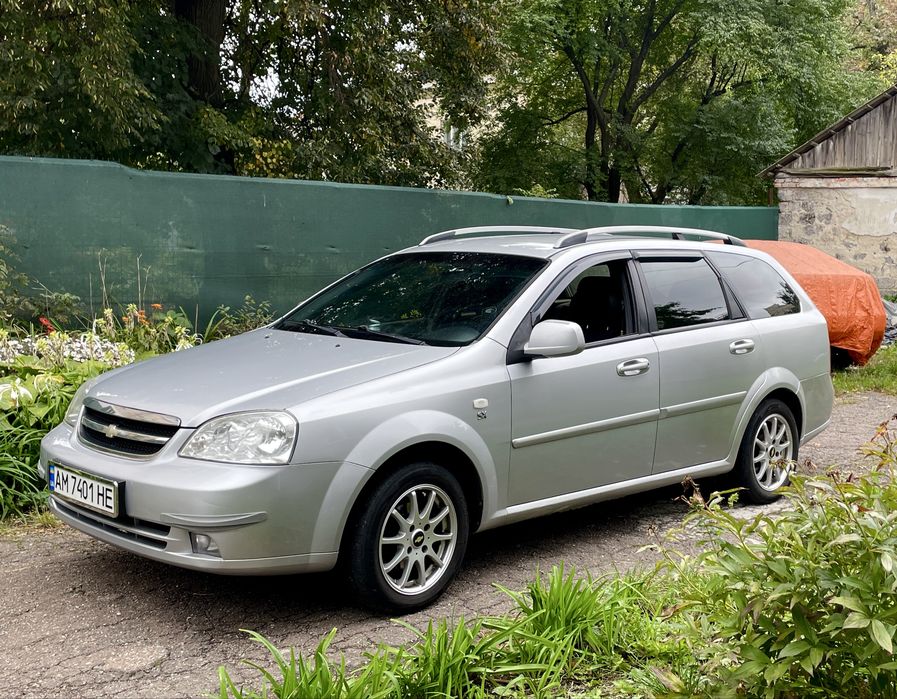 Chevrolet Nubira 2010 в чудовому стані