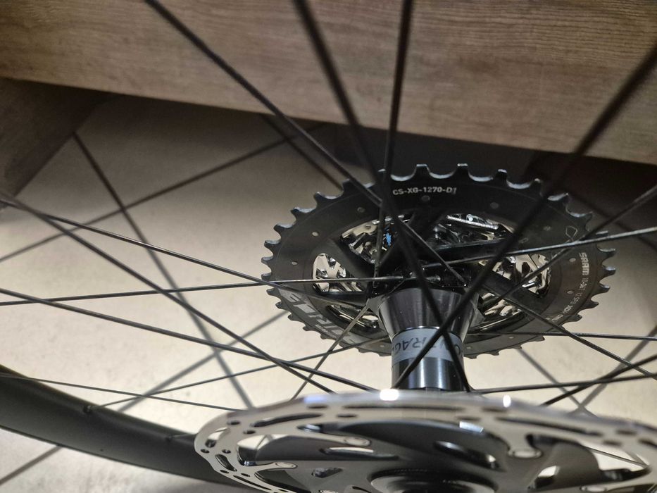 Koła Bontrager Aeolus Pro 51 TLR Disc SRAM
