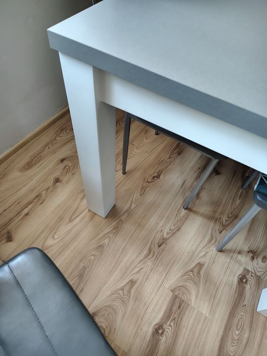 Duży stół rozkładany 200/250 na 90