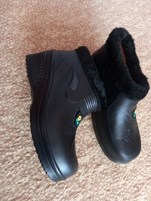 Калошв   ризинові