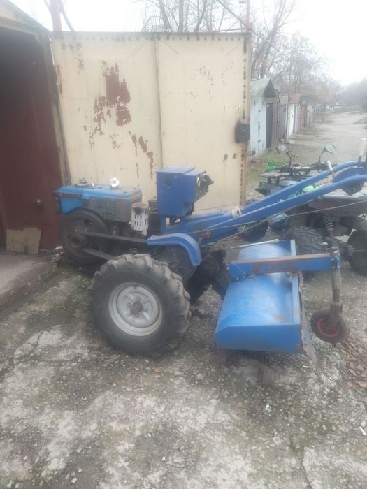 Продам мотоблок бу