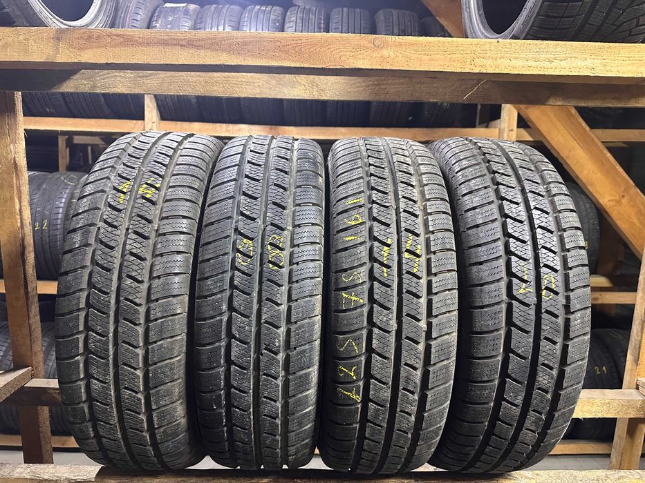 Шини зима 225/75R16C Continental VancoWinter 2  4 шт 9-10мм