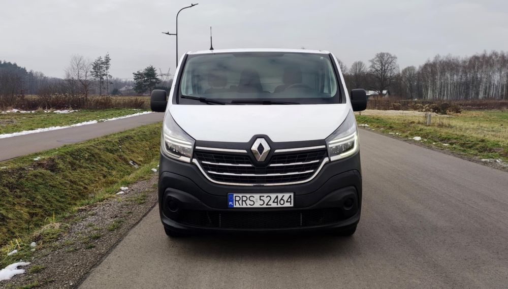 Sprzedam Renault Trafic Long