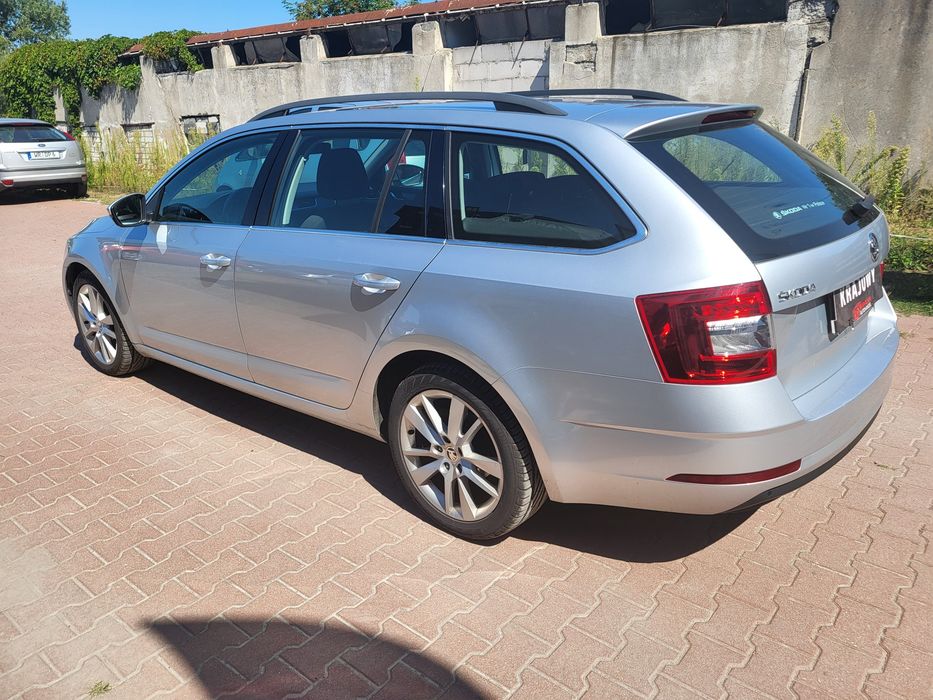Skoda Octavia / Lift / 1.6 diesel / Salon Polska / Niski Przebieg