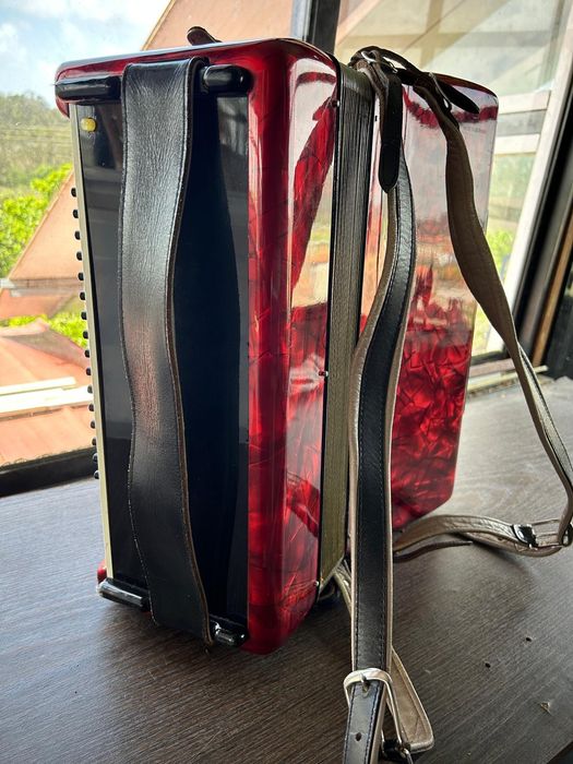 Acordeão Hohner Verdi II N