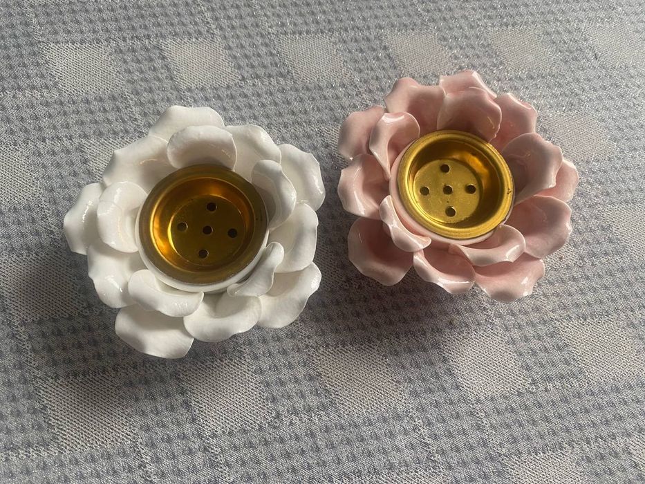 Підсвічники у формі лотоса