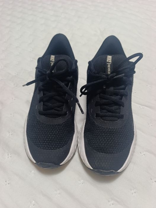 Sapatilhas Nike revolution N°37.5