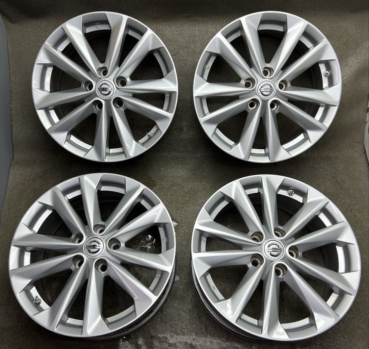 Диски R17 5 114.3 et40 J7 Оригінал Nissan Juke x-trail qashqai ніссан