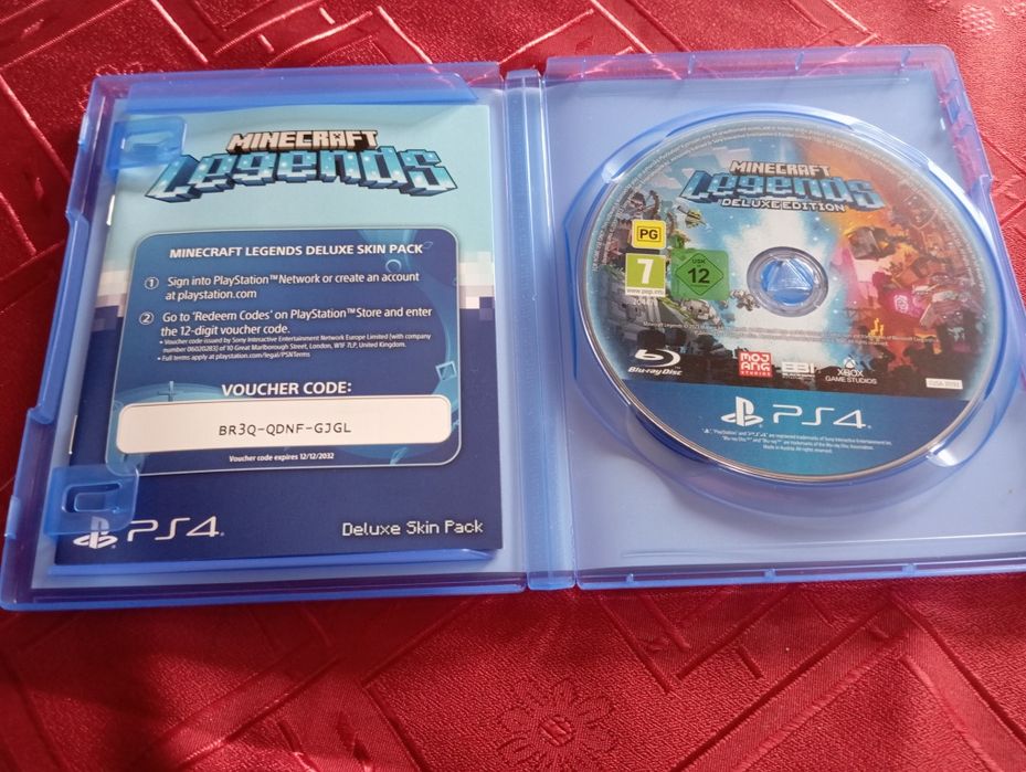 Minecraft LEGENDS deluxeedition