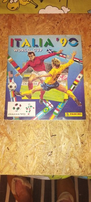Caderneta Itália 90 completa