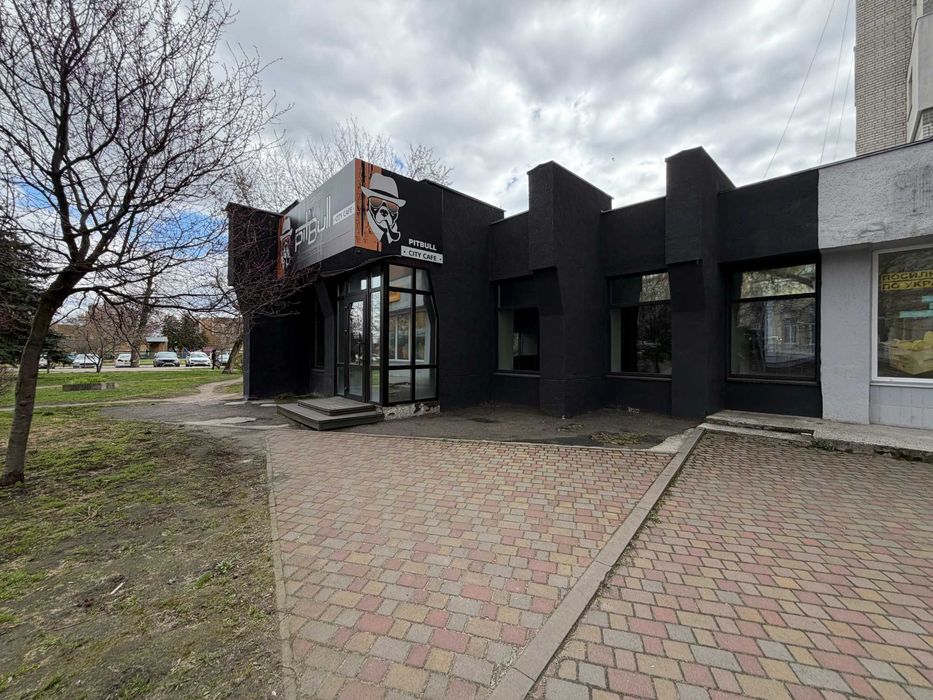 Приміщення в центрі біля Палацу одружень