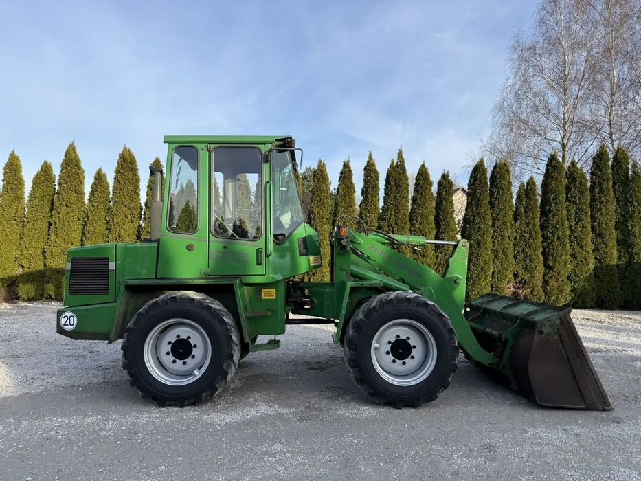 Zettelmeyer ZL 802 / ORYGINAŁ / NIE MALOWANA / PIĘKNIE UTRZYMANA / SILNA I SZYBKA / ZADBANA / SPROWADZONA Z NIEMIEC / SILNIK DEUTZ / 602 702 407 408 410 60 70 80 M  Ładowarka Liebherr Volvo CAT Kramer L30 L35 908 907 320 318 750 850