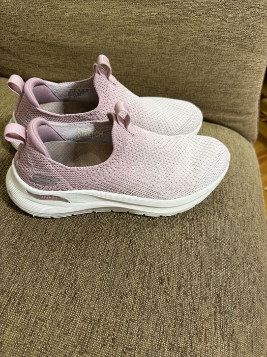 Кроссовки Skechers