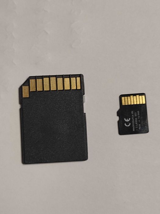 microSD SAMSUNG  2 gb + adapter sd
