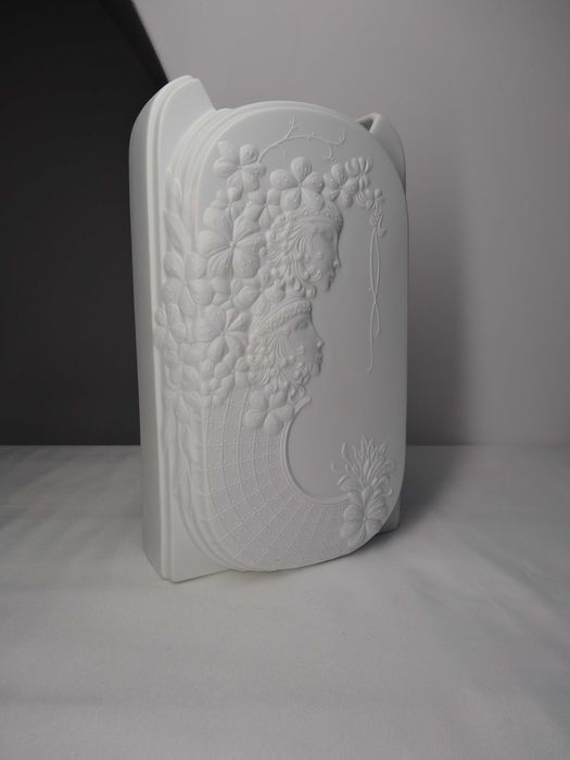 Wazon Kaiser biskwitowy