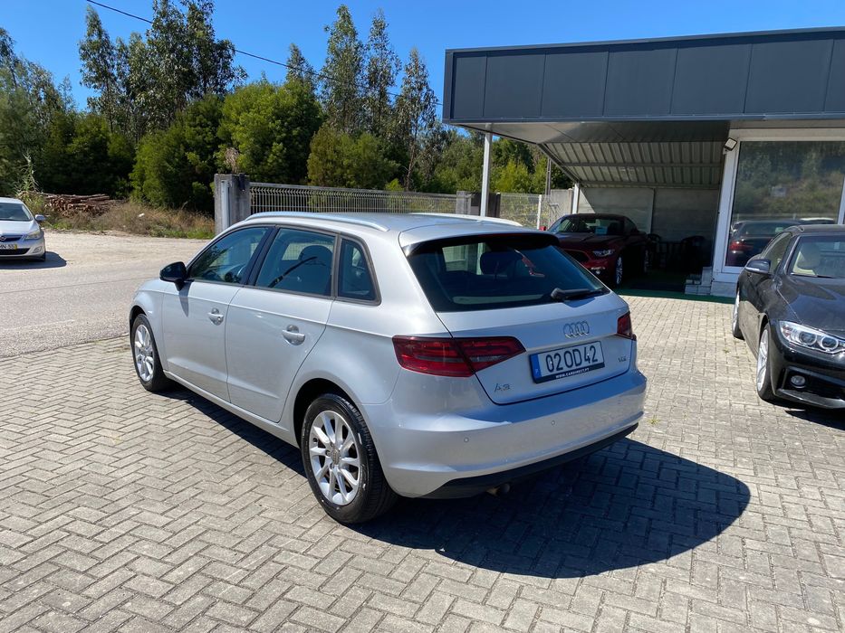 AUDI A3 1.6 TDI  162 mil kms - NACIONAL