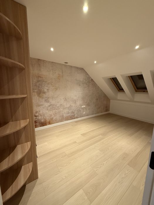 Dom/segment na wynajem Żyrardòw ( Chroboty)