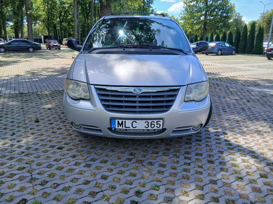 Продам Обмен Крайслер  вояджер  2.8 тд