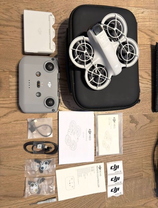 DJI Neo Fly More Combo + RC-N3 + 3 baterie + etui Sunnylife | stan idealny