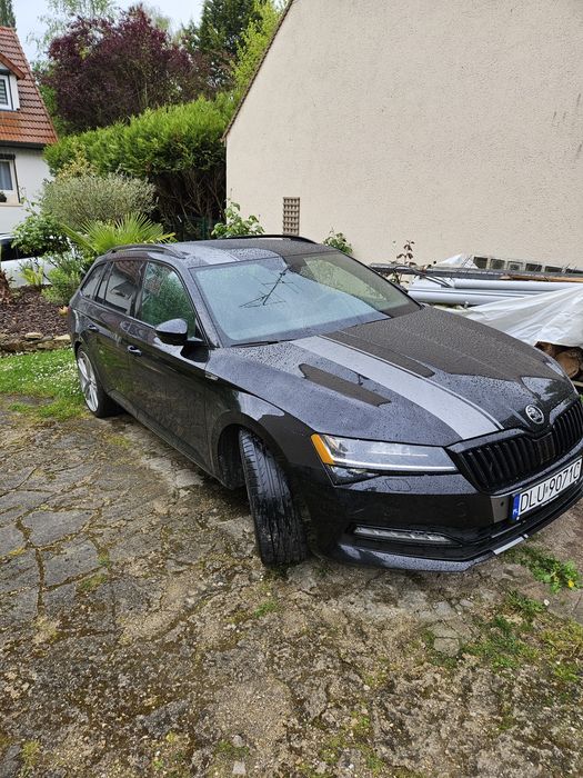 Usługi transportowe towarowe i osobowe