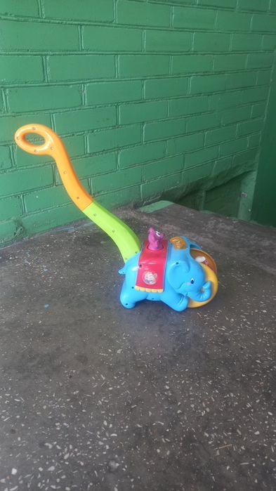Музыкальная     игрушка