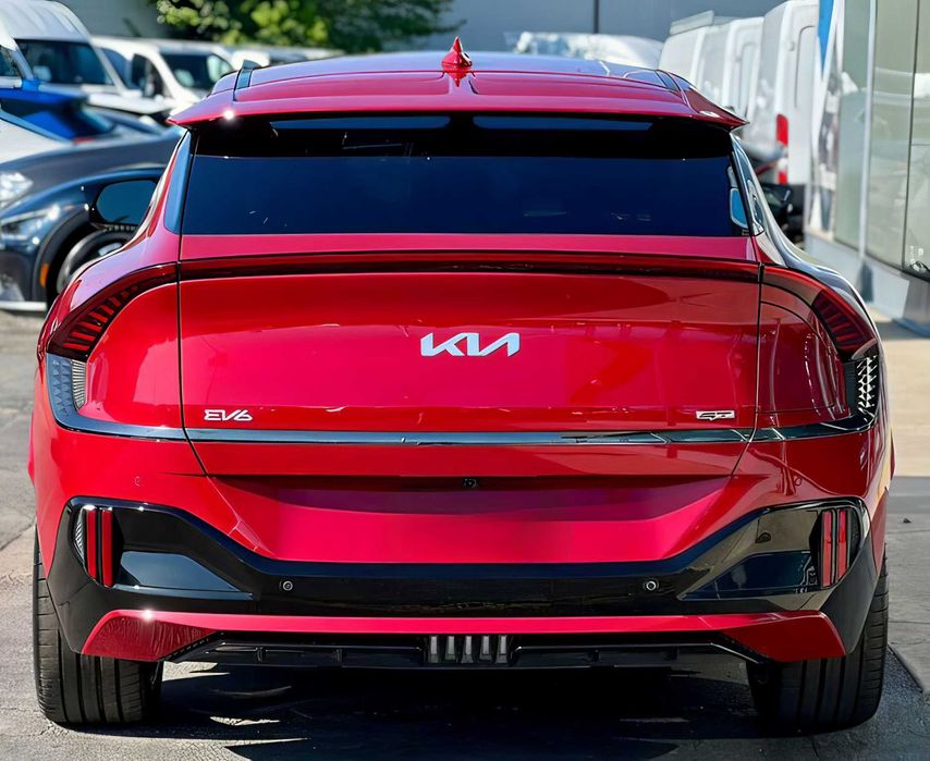 Kia EV6      2023