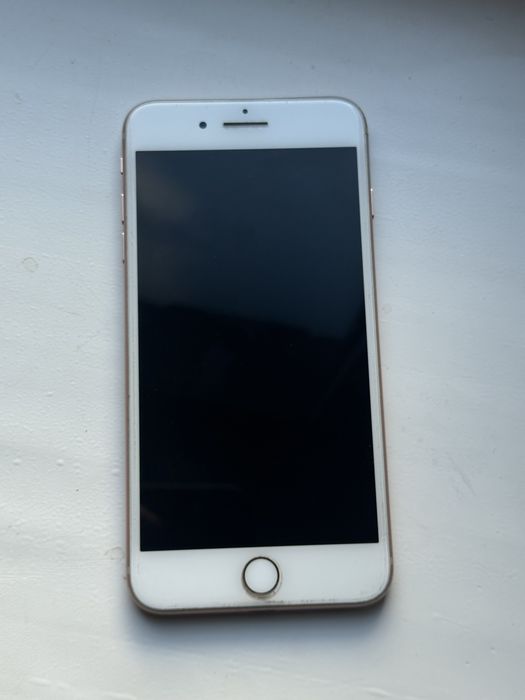 Iphone 8 plus , 64 Gb neverlok